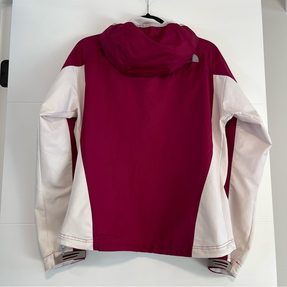 The North Face | Flight Series Light Jacket - Picture 7 of 16